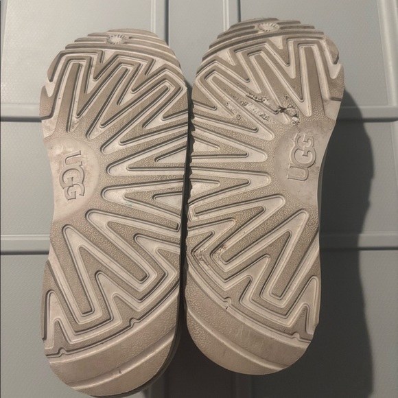 UGG tasman slipper - Picture 5 of 5